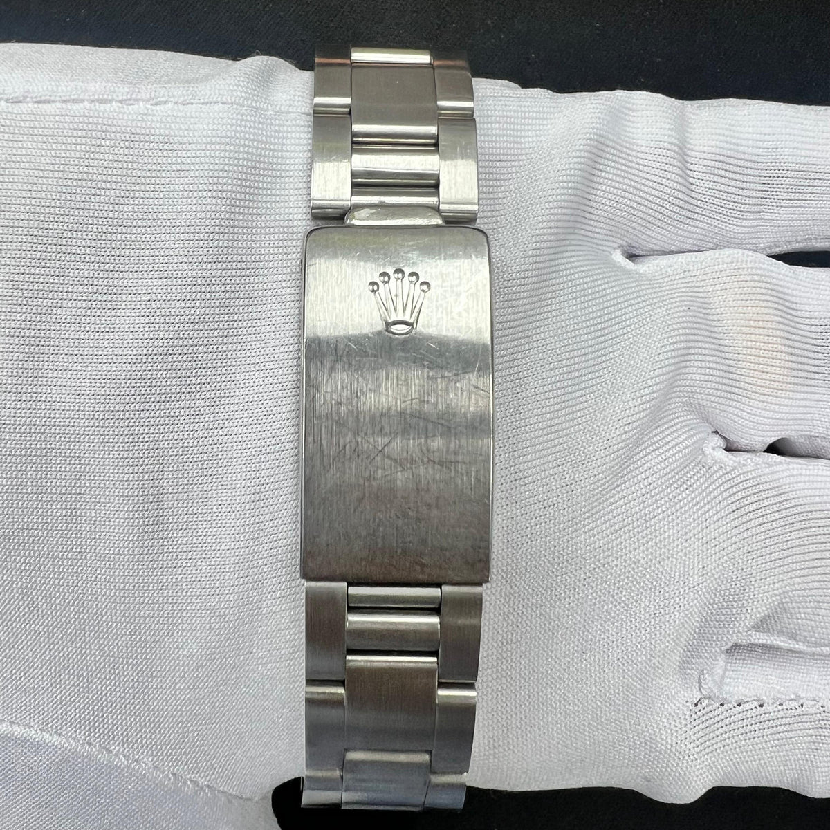 ROLEX OYSTERDATE 6694 — view 3 — Laura Milman New York