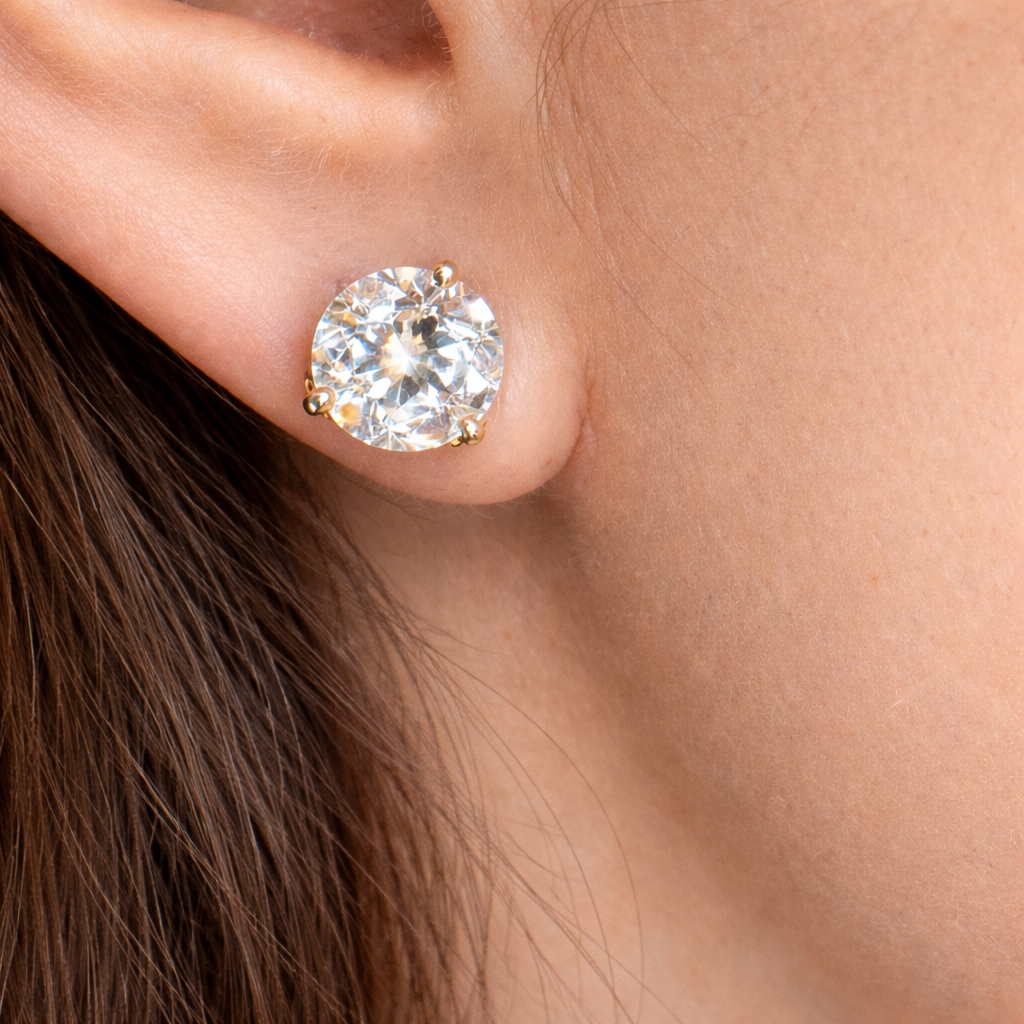 Traditional Diamond Studs - 3 prongs (Lab Grown) - Laura Milman New York