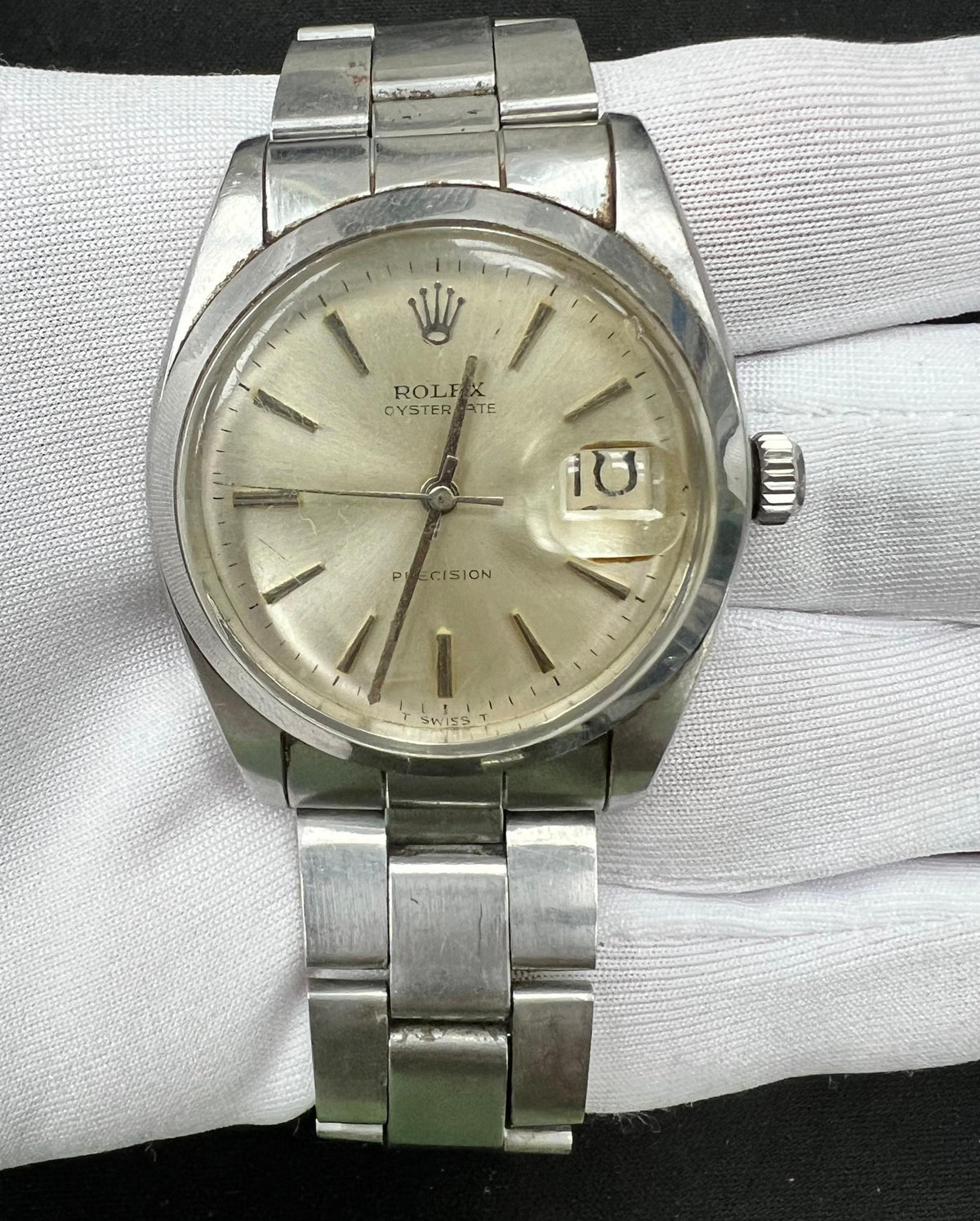 ROLEX OYSTERDATE 6694 — view 2 — Laura Milman New York