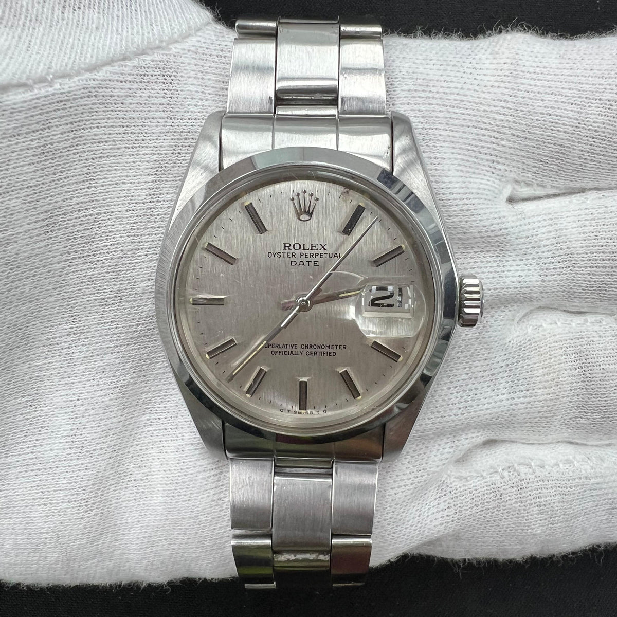 ROLEX OYSTER PERPETUAL DATE 1500 — view 2 — Laura Milman New York