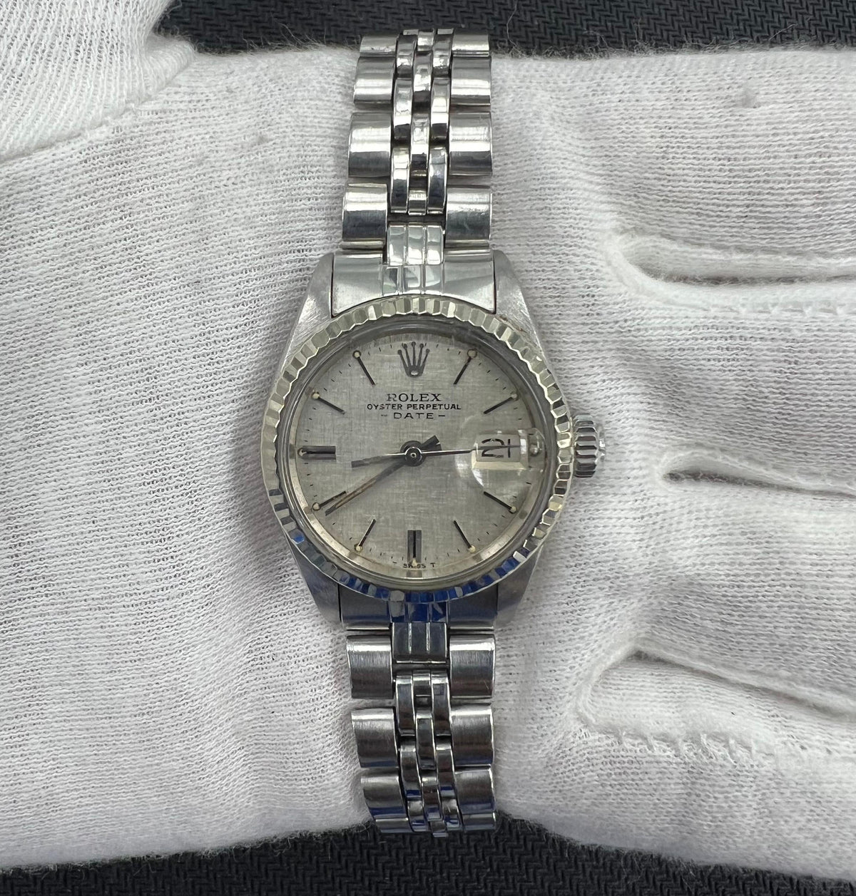 ROLEX OYSTER PERPETUAL DATE 6917SV — view 2 — Laura Milman New York