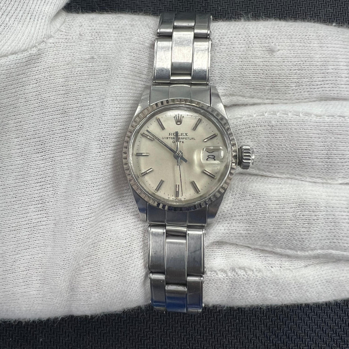 ROLEX OYSTER PERPETUAL DATE 6517SV — view 2 — Laura Milman New York