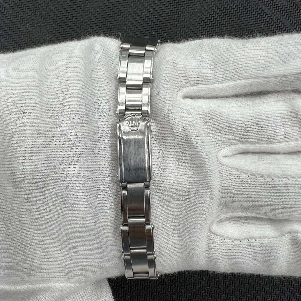 ROLEX OYSTER PERPETUAL DATE 6519 — view 3 — Laura Milman New York