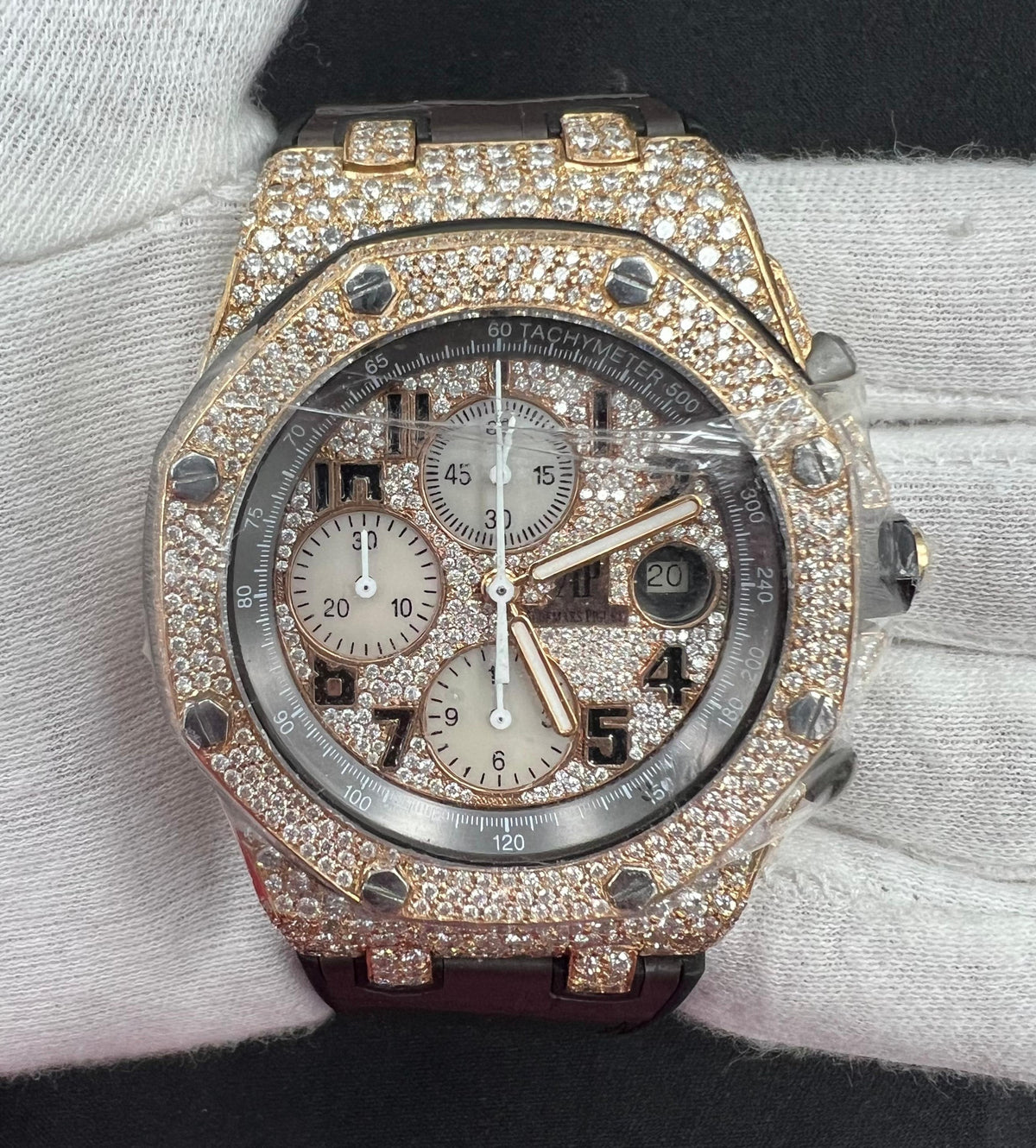 AUDEMARS PIGUET ROYAL OAK OFFSHORE 26570OR — view 2 — Laura Milman New York