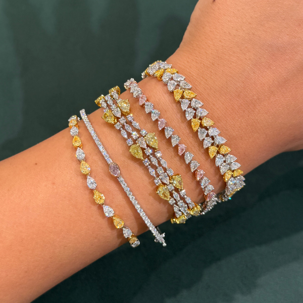 5.73ctw Alternating Pink & White Pear-Shaped Diamond Tennis Bracelet — view 2
