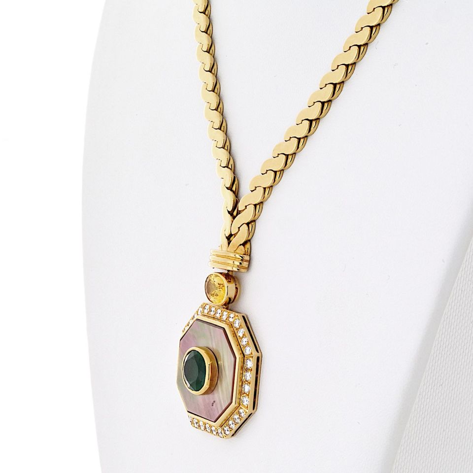 Van Cleef & Arpels 18K Yellow Gold Green Emerald, Yellow Sapphire, Mother Of Pearl Necklace — view 4 — Laura Milman New York