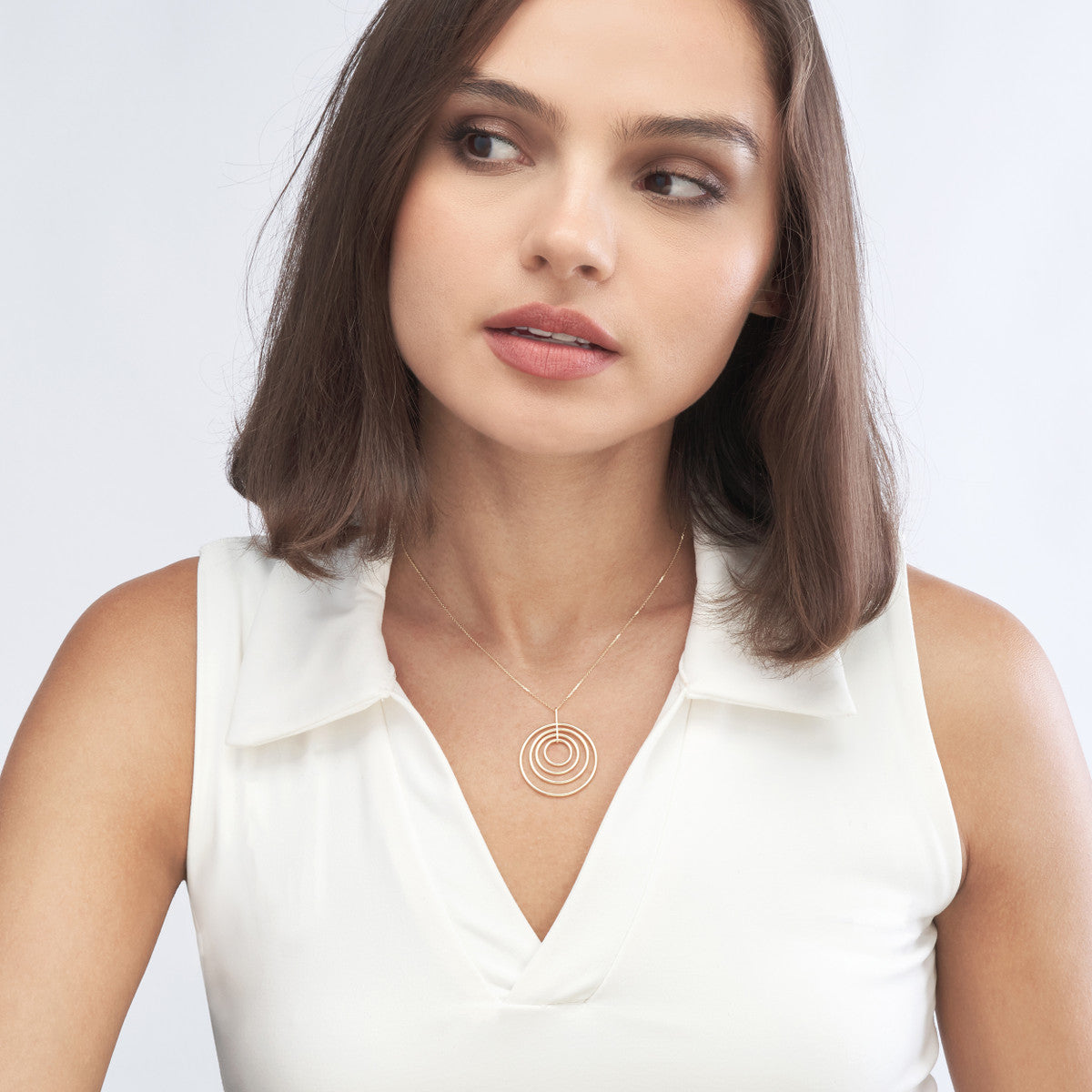 14K Gold Pendant Layered Necklace Concentric Circle Pendant Necklace