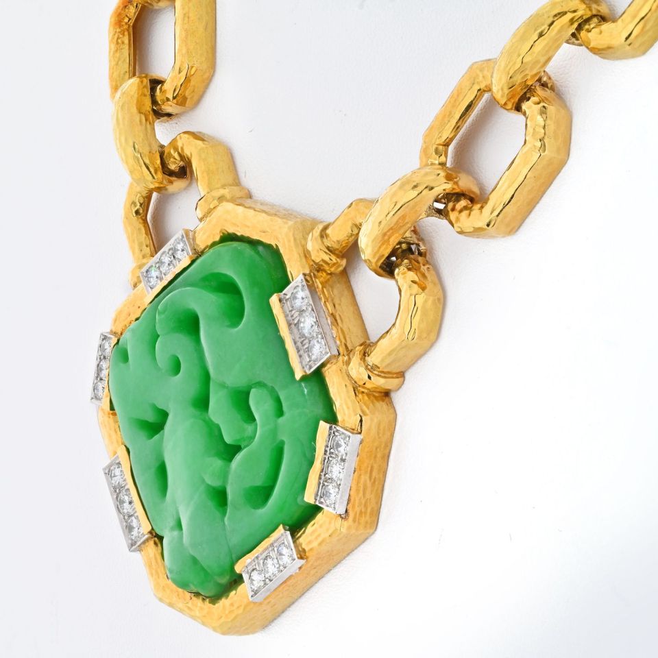 David Webb Jade 18K Yellow Gold Carved Jade Link Chain Necklace — view 4 — Laura Milman New York