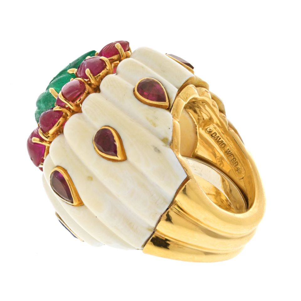 David Webb Estate Ring 18K Yellow Gold