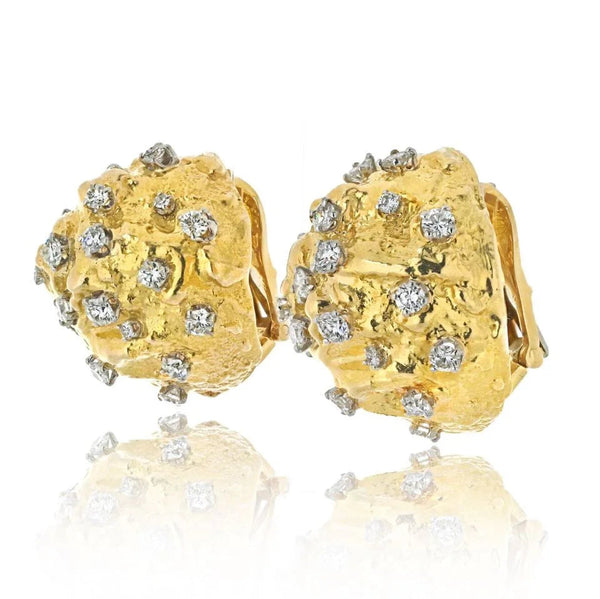 David Webb Platinum & 18K Yellow Gold 3.00cttw Round Cut Diamond Hammered Dome Earrings — view 2