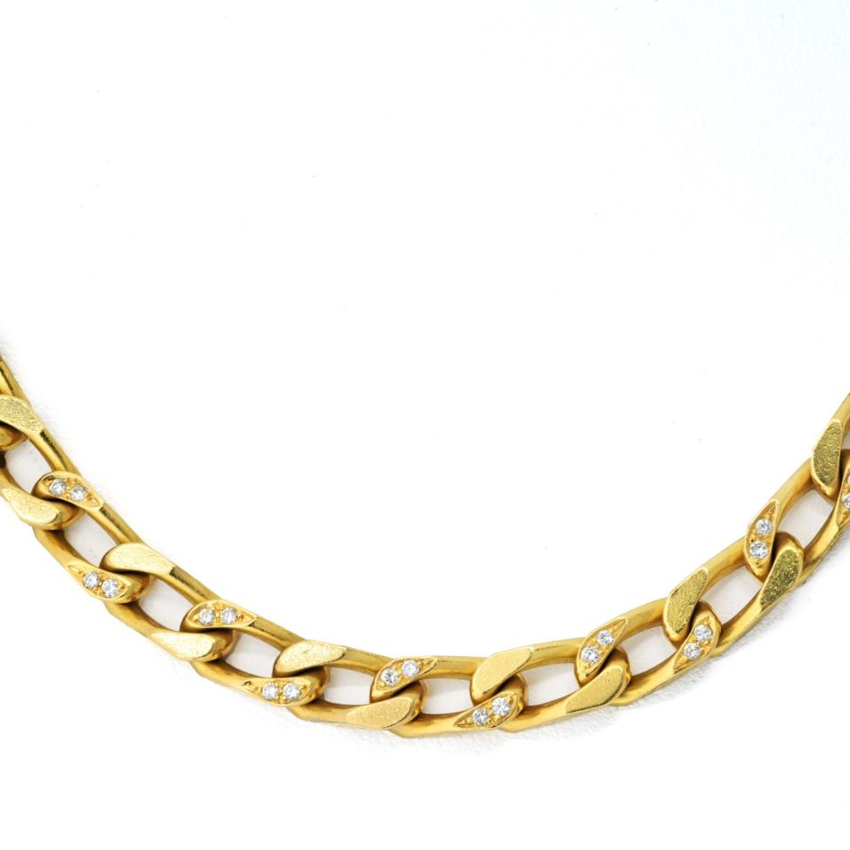 Vintage Bvlgari 18K Yellow Gold Diamond Oval Curb Link Necklace 18 Inches