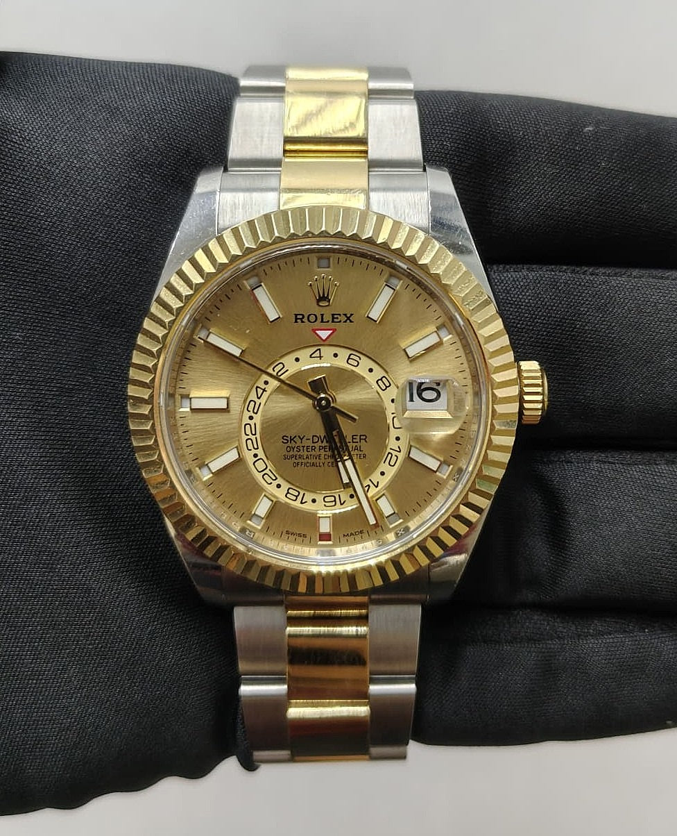 ROLEX SKY DWELLER 326933 — view 2 — Laura Milman New York