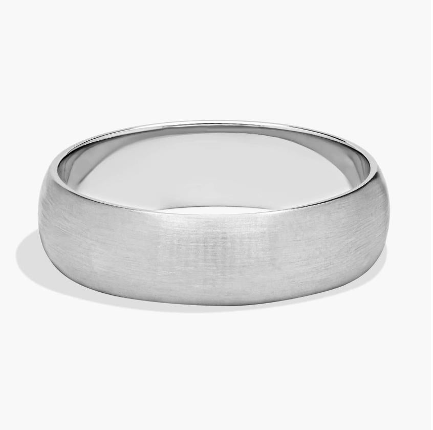 Matte Classic Brushed Wedding Ring in Platinum (6mm) Sizable
