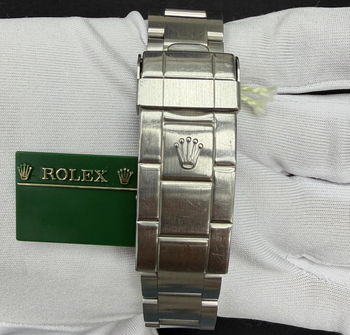 ROLEX SUBMARINER DATE 16610 — view 3 — Laura Milman New York