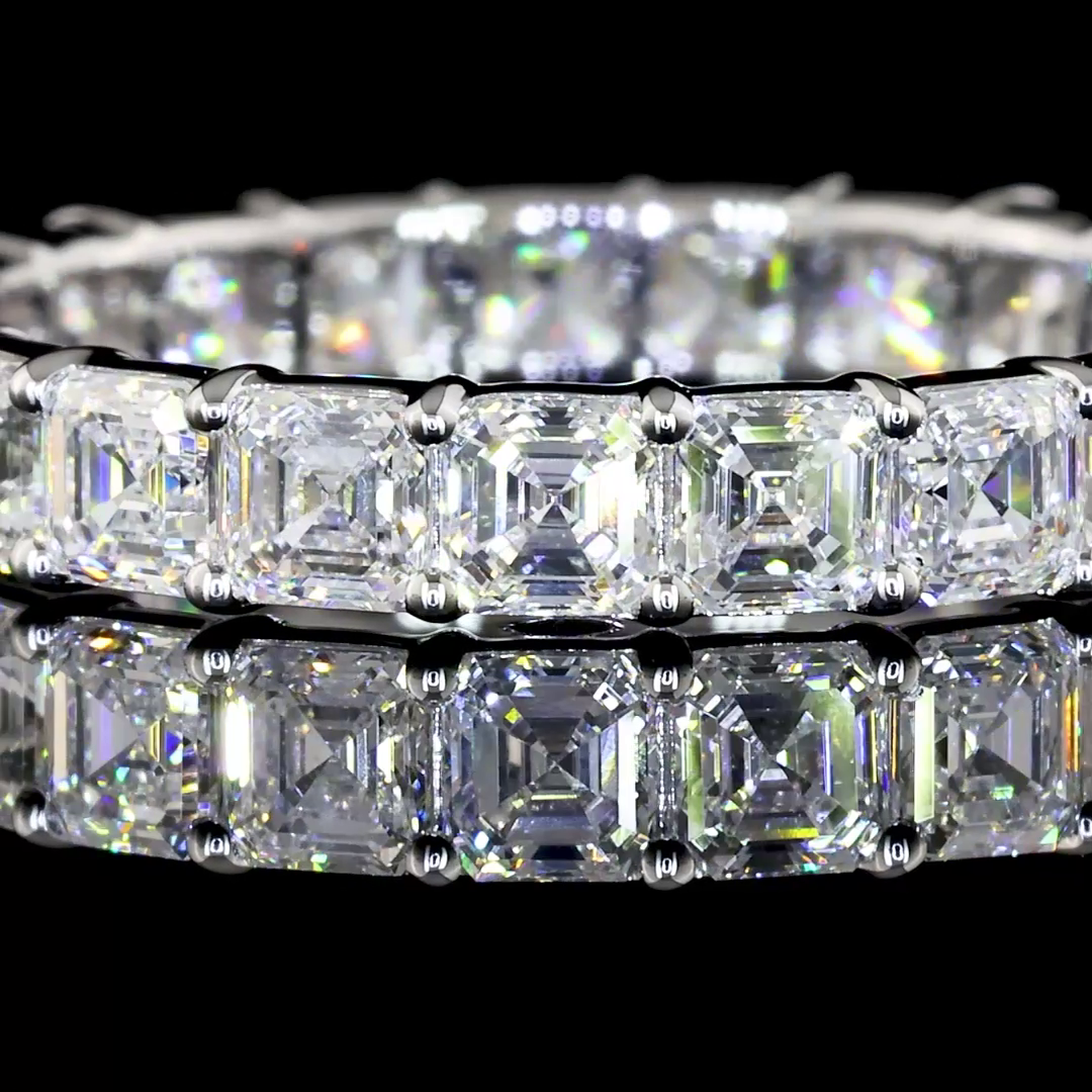 Laura Milman New York asscher diamond eternity band in white gold, 14K reference, view 3