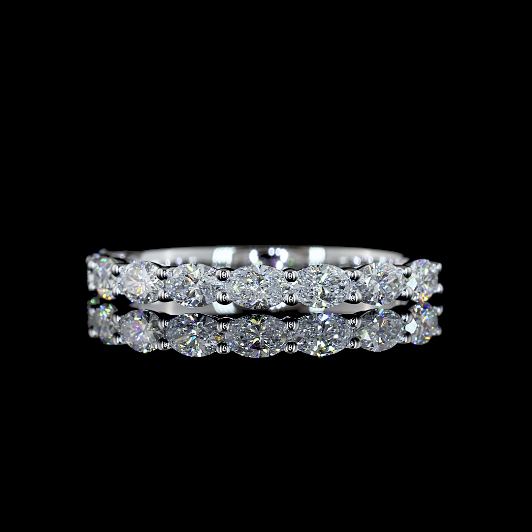 Laura Milman New York oval diamond half eternity band in white gold, 14K reference, view 1