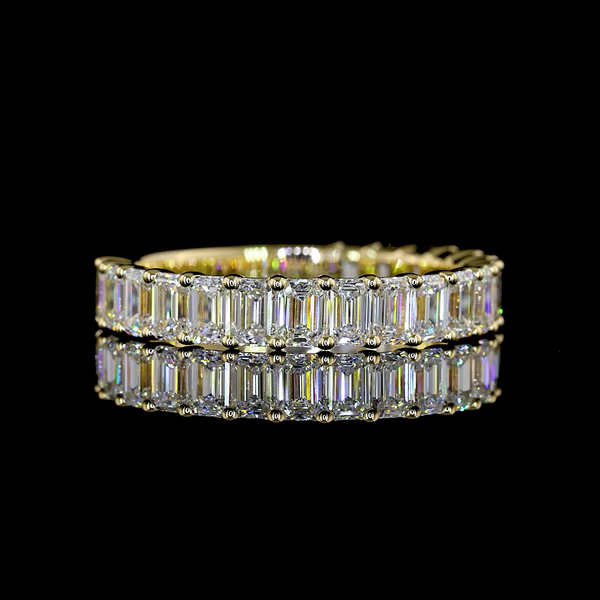 Laura Milman New York emerald diamond three-quarter band in yellow gold, 14K reference, view 1