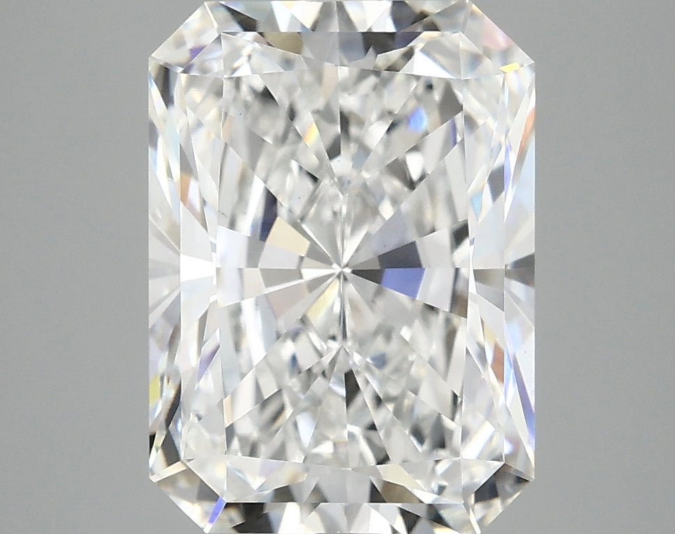 4.19ct Radiant Lab-Grown Diamond — D VS2, IGI Certified