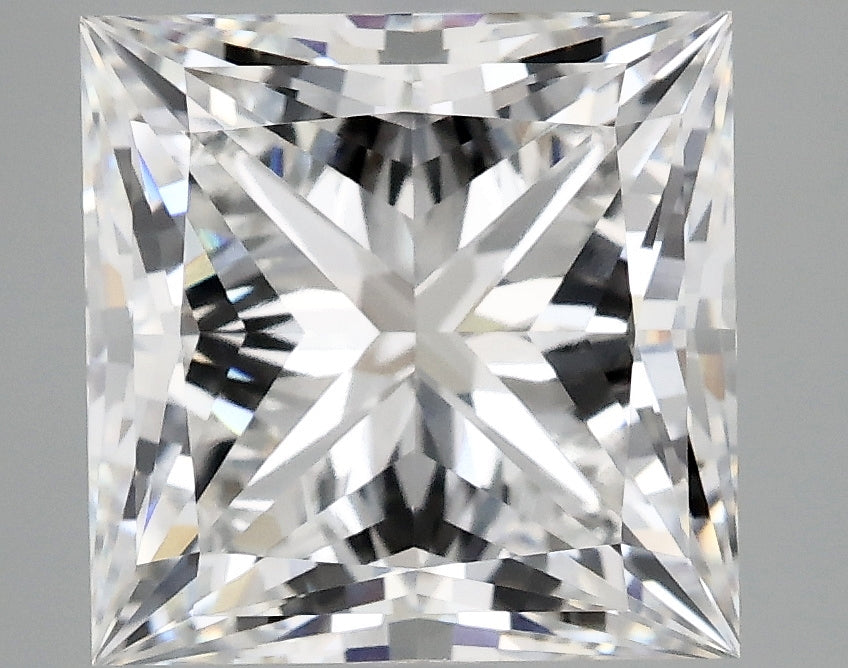 4.55ct Princess, E VVS2 — IGI