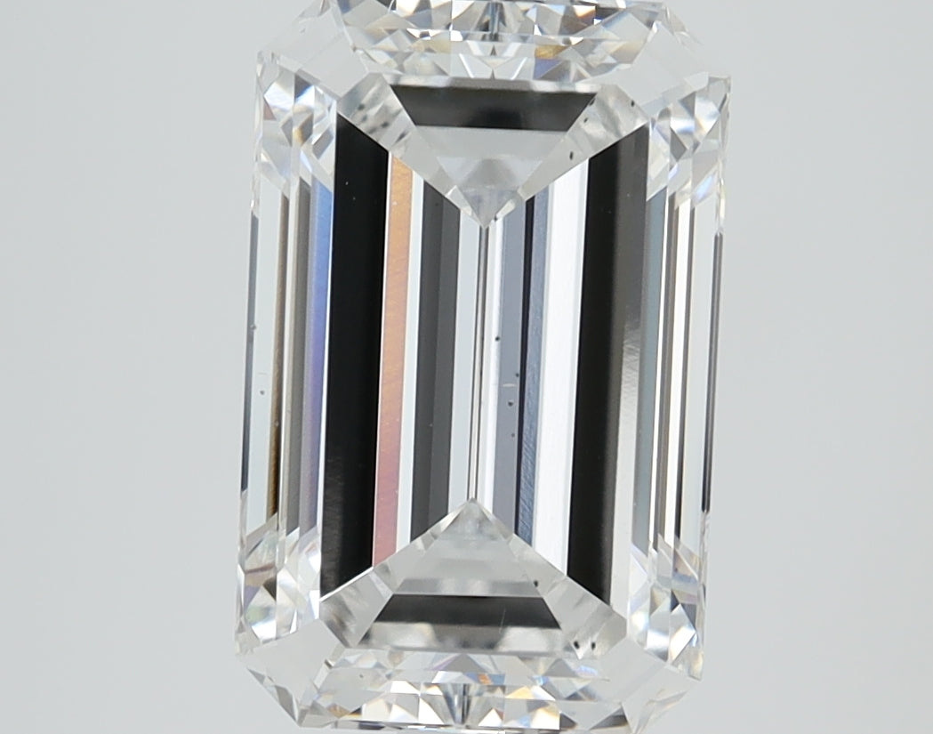 4.05ct Emerald Lab-Grown Diamond — E VS2, IGI Certified