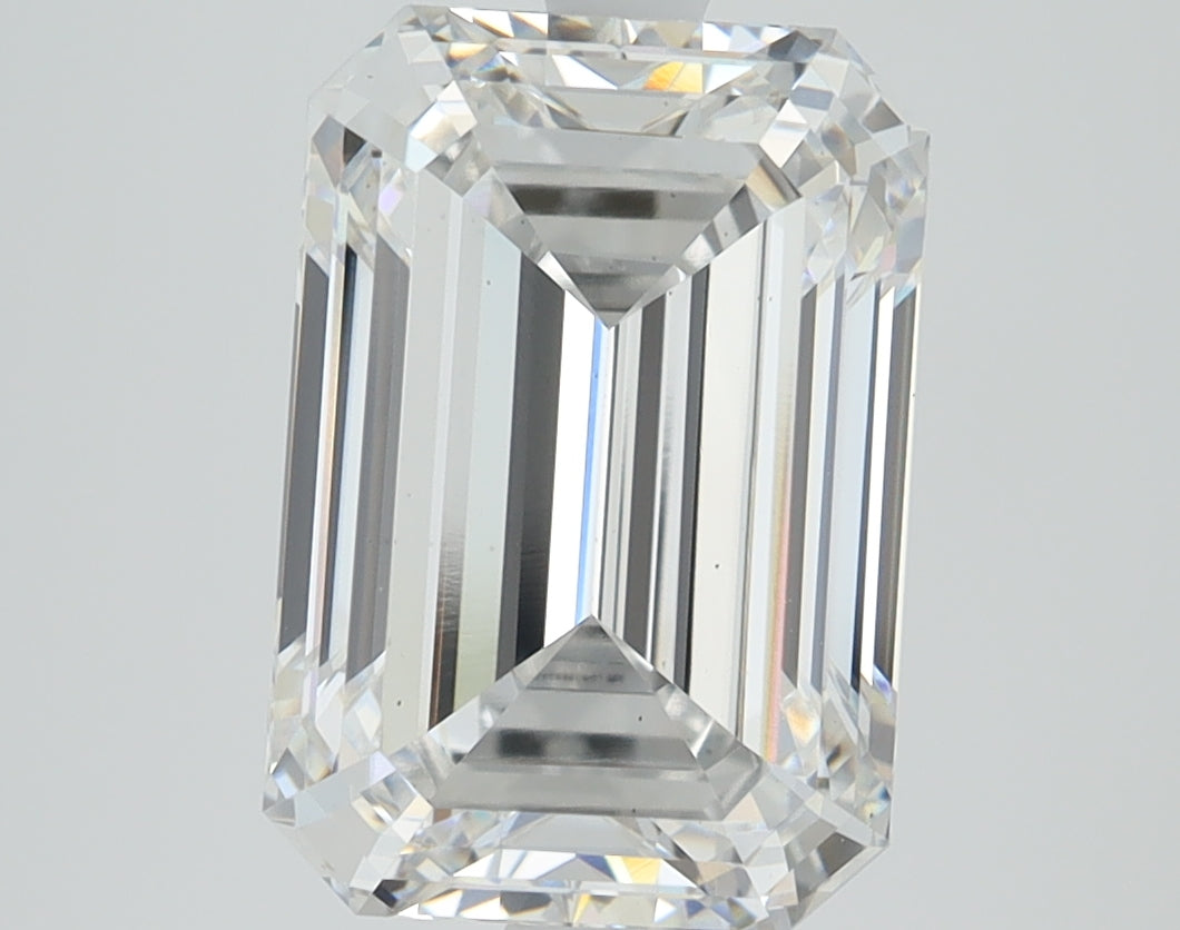 4.5ct Emerald, E VS1 — IGI