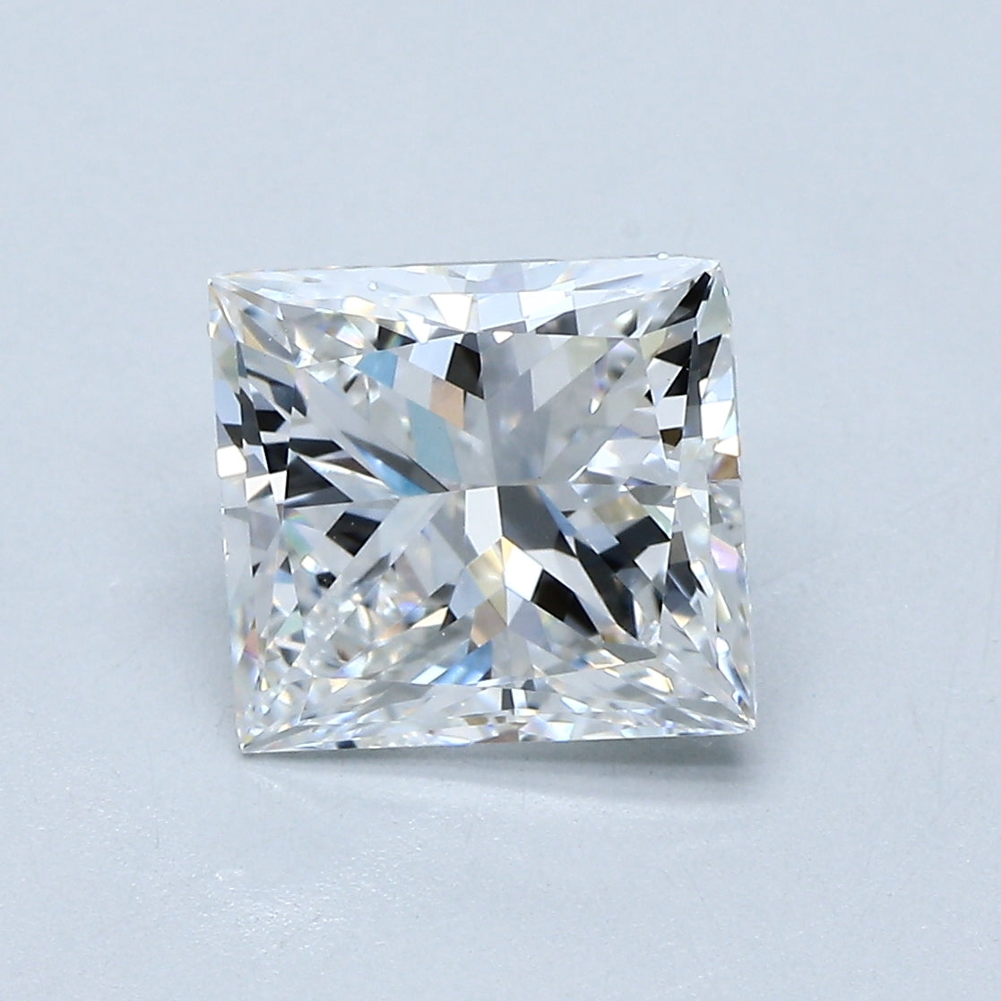 2.7ct PRINCESS, E VS2 — GIA — Laura Milman New York