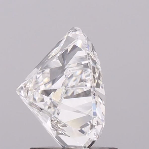 1.67ct Heart, F VS2 — IGI