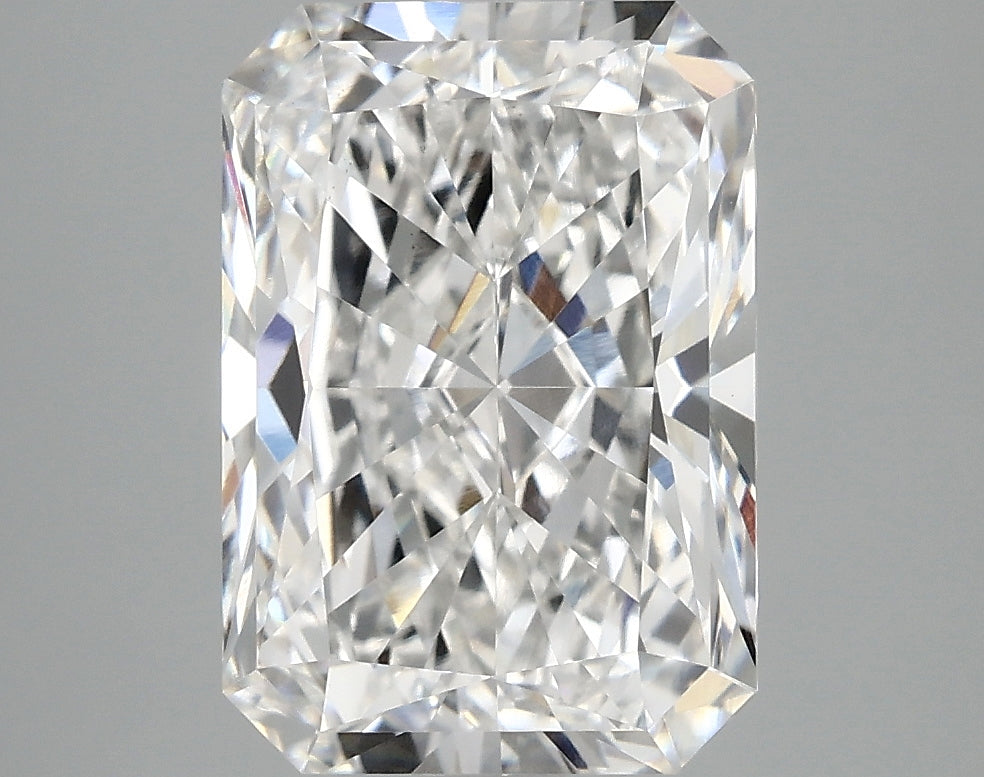 4.19ct Radiant, E VS1 — IGI