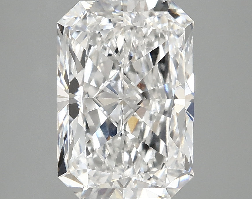 3.04ct Radiant, E VS1 — IGI