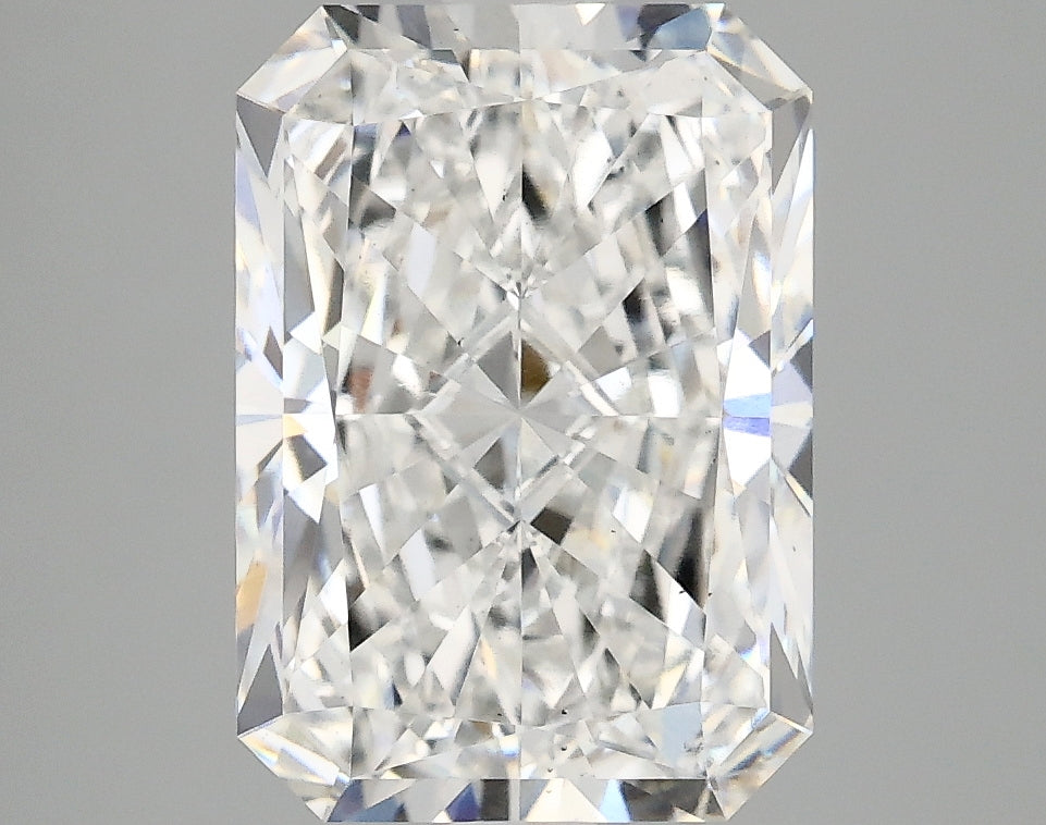 3.78ct Radiant, E VS2 — IGI