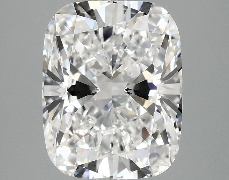 3.56ct Cushion, E VVS2 — IGI