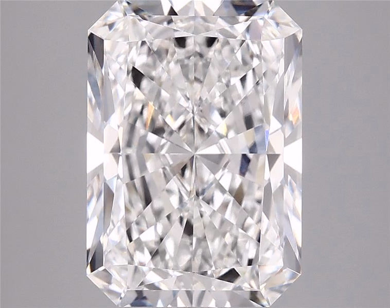 4.19ct Radiant Lab-Grown Diamond — E VVS2, IGI Certified