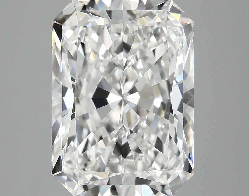 4.05ct Radiant Lab-Grown Diamond — D VVS2, IGI Certified