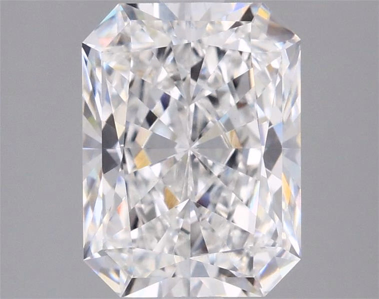 2.59ct Radiant, E VS1 — IGI