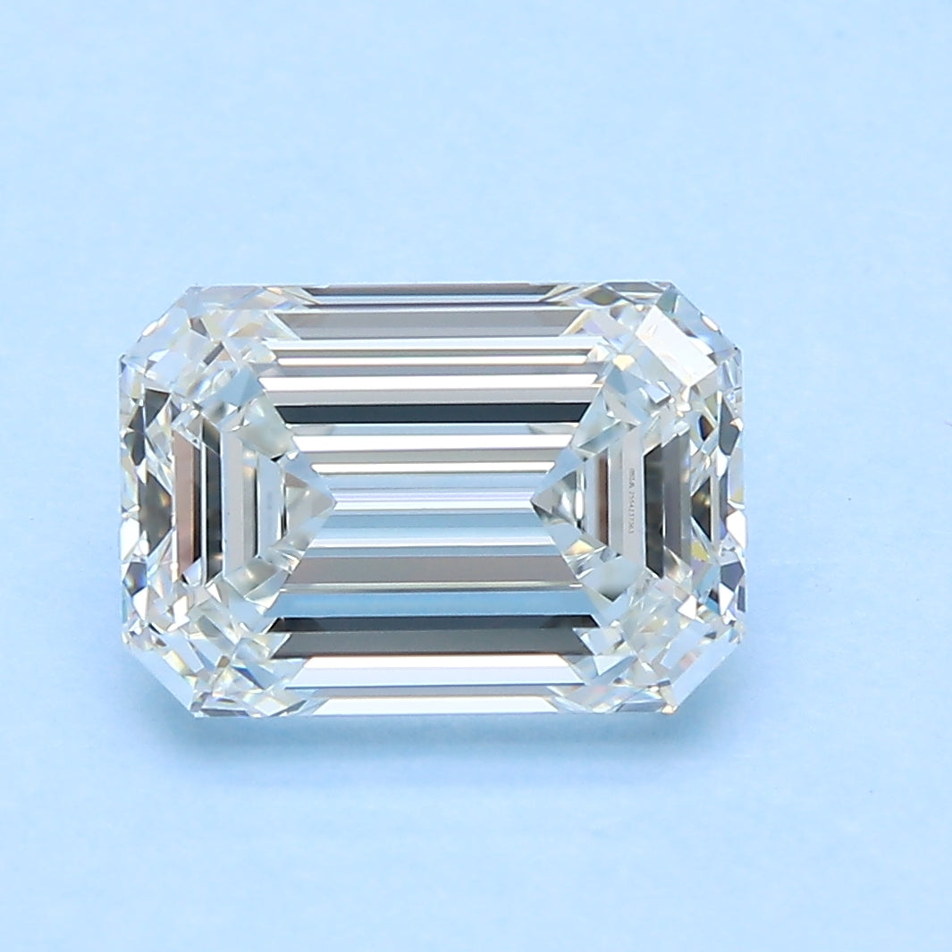 3.01ct Emerald Natural Diamond — H VVS1, GIA Certified