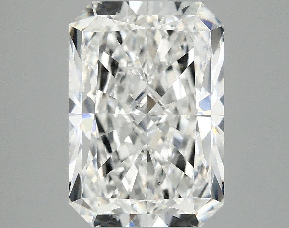 3.88ct Radiant Lab-Grown Diamond — E VS1, IGI Certified