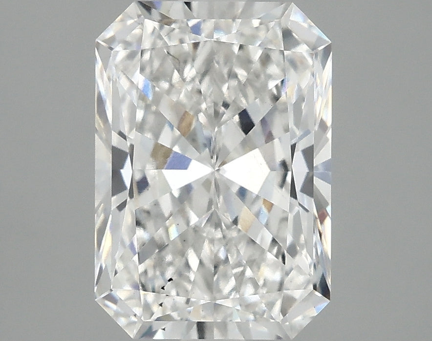 3.04ct Radiant, E VS2 — IGI