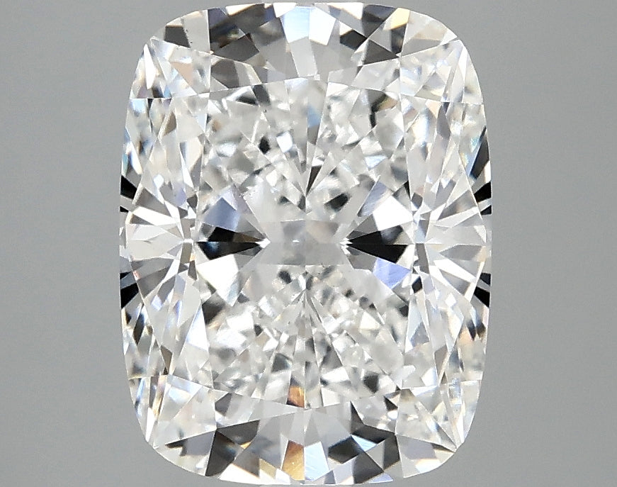 3.38ct Cushion, E VS2 — IGI