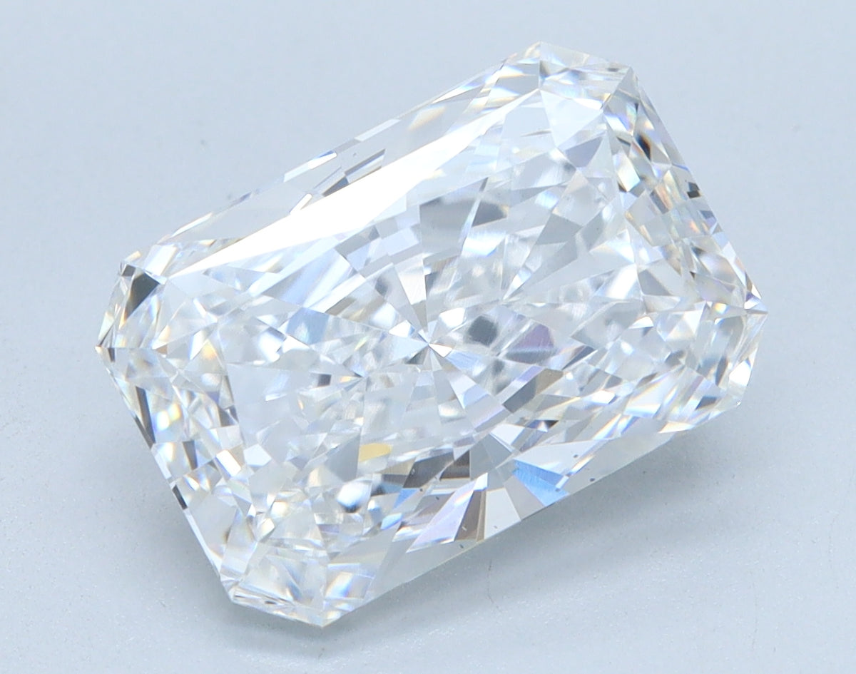 3.59ct Radiant, D VS2 — IGI