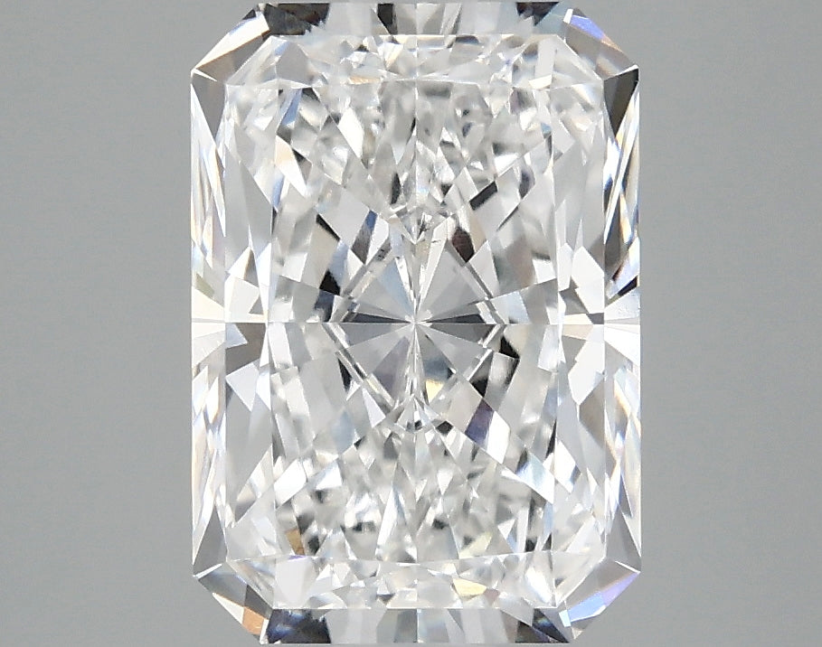 2.86ct Radiant, E VS2 — IGI