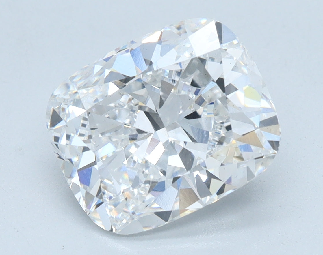 2.72ct Cushion, E VS2 — IGI