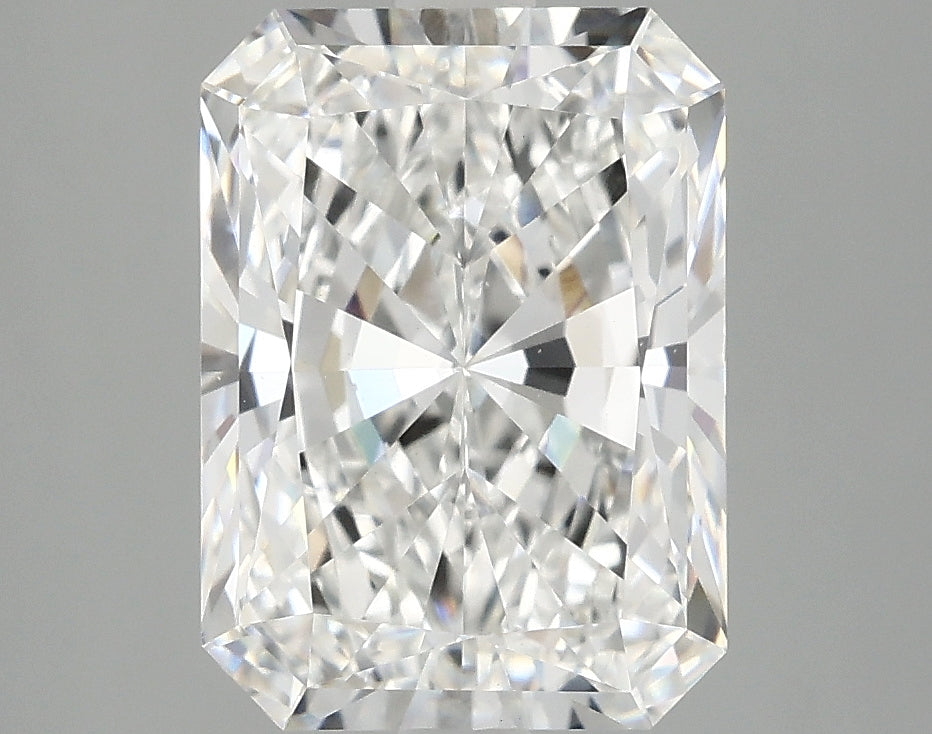 3.61ct Radiant, E VS1 — IGI