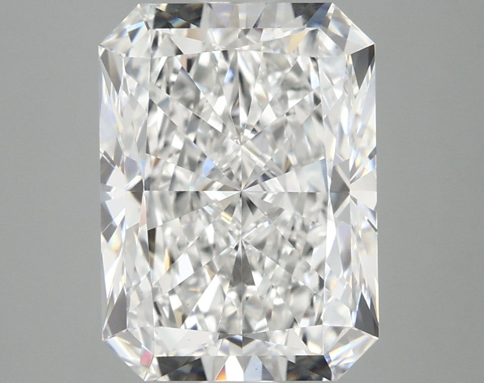 4.14ct Radiant, E VVS2 — IGI