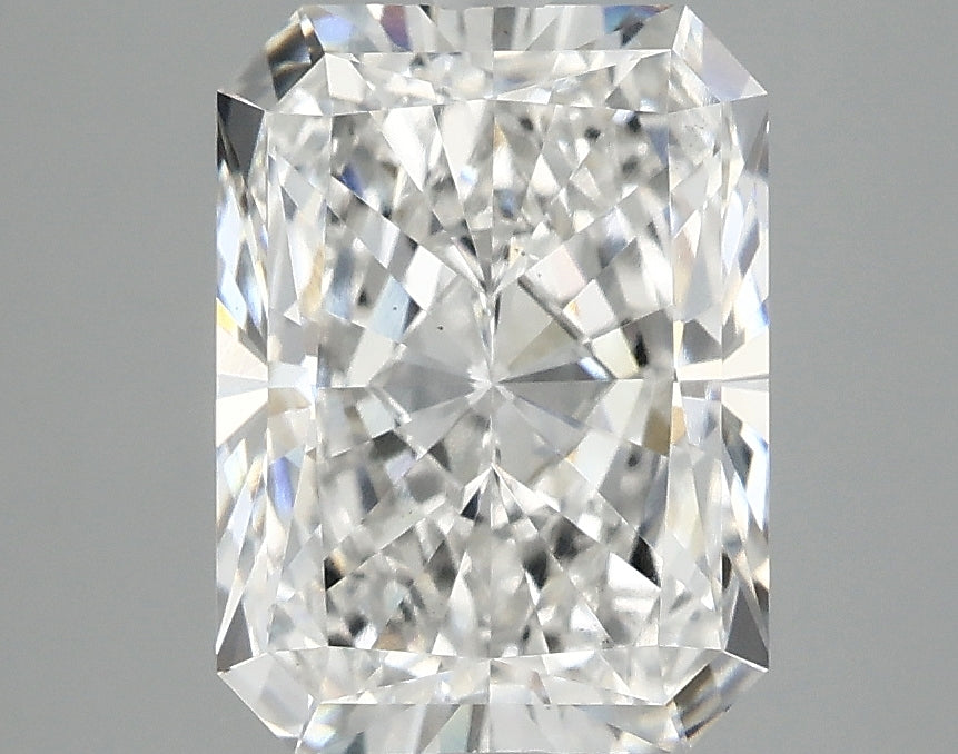3.07ct Radiant, F VS2 — IGI
