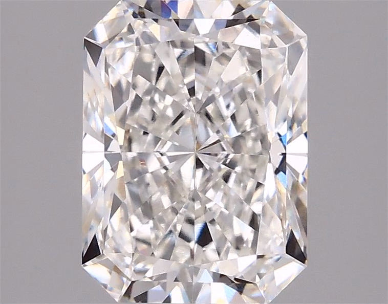 3.64ct Radiant, E VS1 — IGI