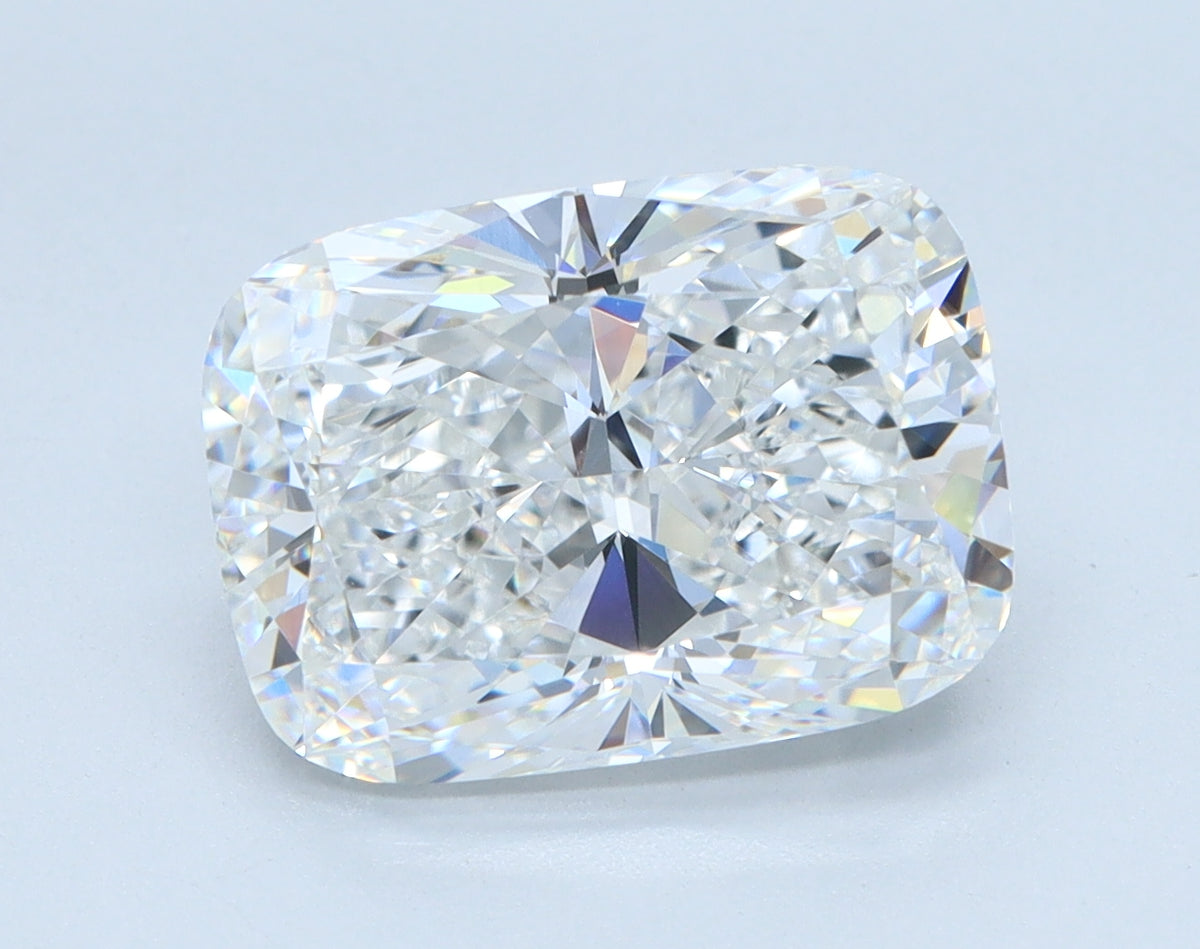 3.74ct Cushion, E VVS2 — IGI