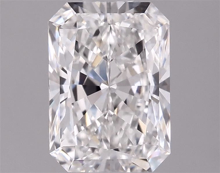 3.09ct Radiant, D VVS2 — IGI