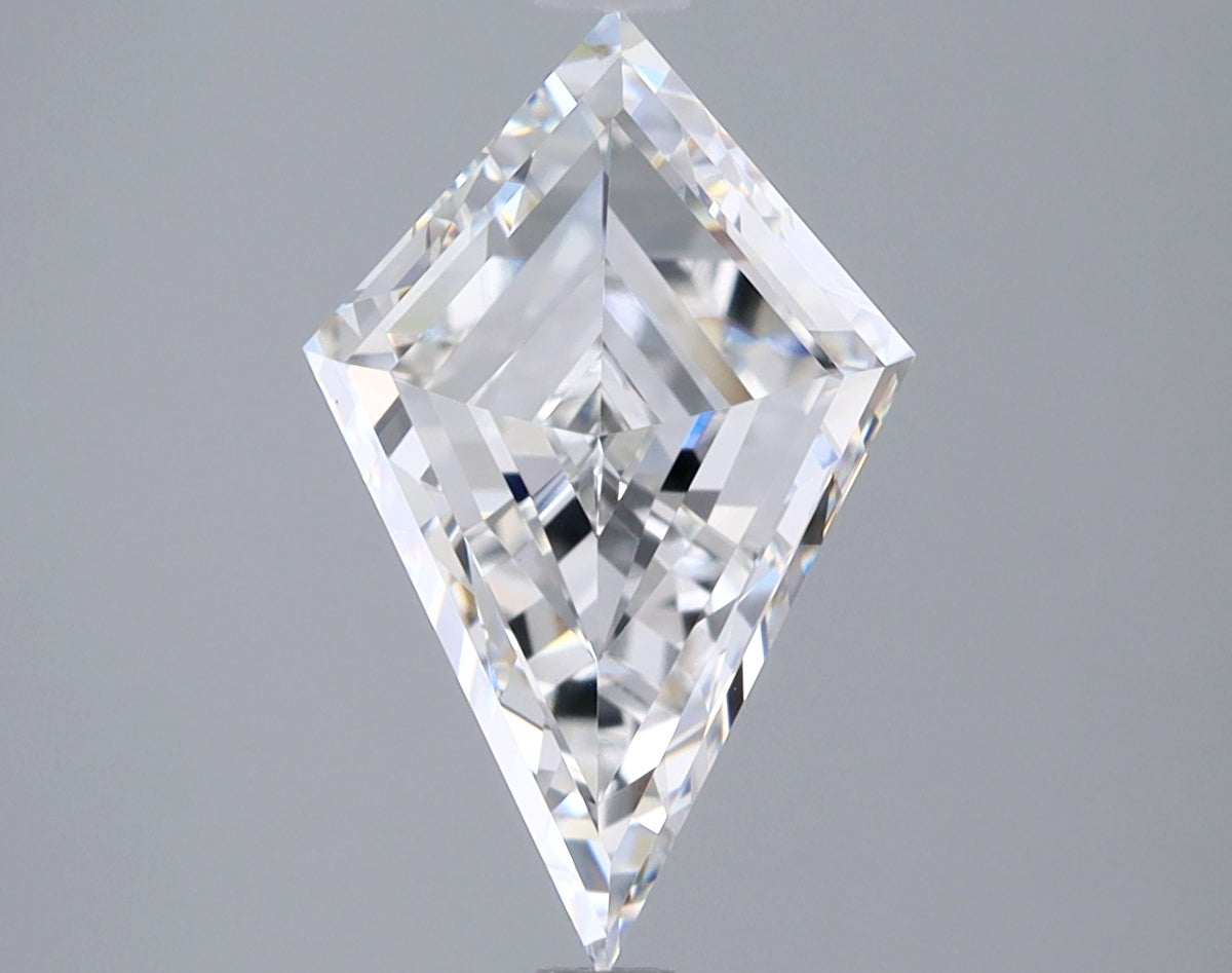 2.67ct Kite, D VVS2 — IGI