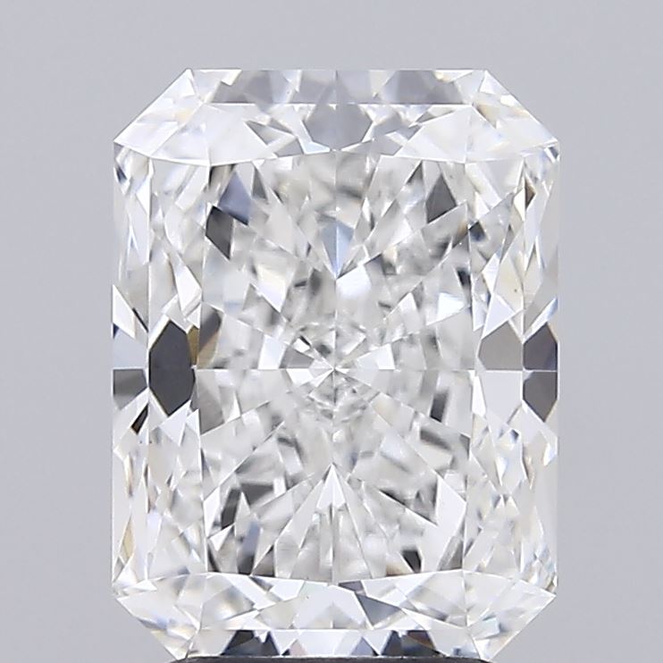 3.18ct Radiant, E VVS2 — IGI