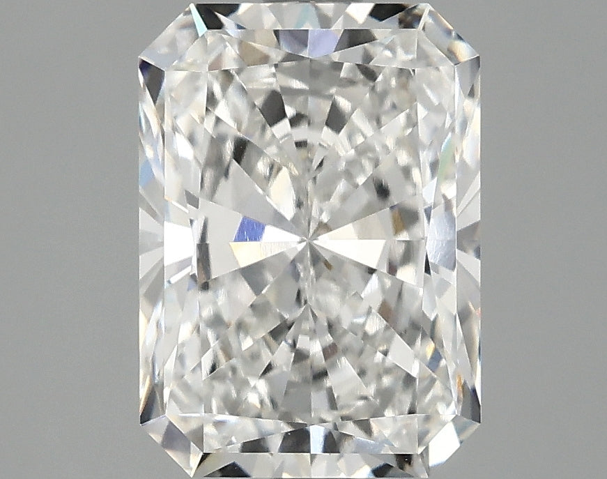 3.09ct Radiant, F VVS1 — IGI